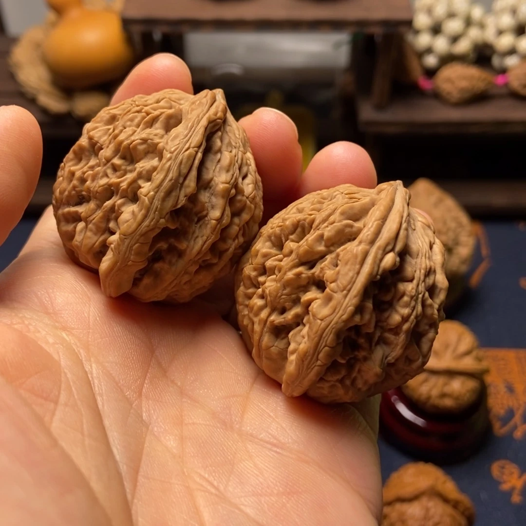 文玩核桃把件全品麦穗虎头尺寸39