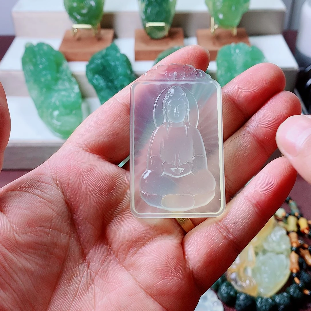 未镶嵌蛇纹石玉挂件