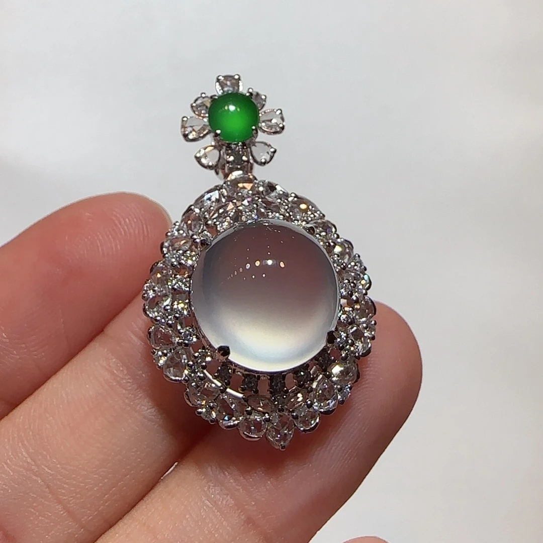 翡翠18K金镶嵌吊坠(不含链)蛋面