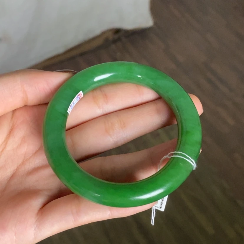 【闪购商品】未镶嵌手镯和田玉（碧玉）