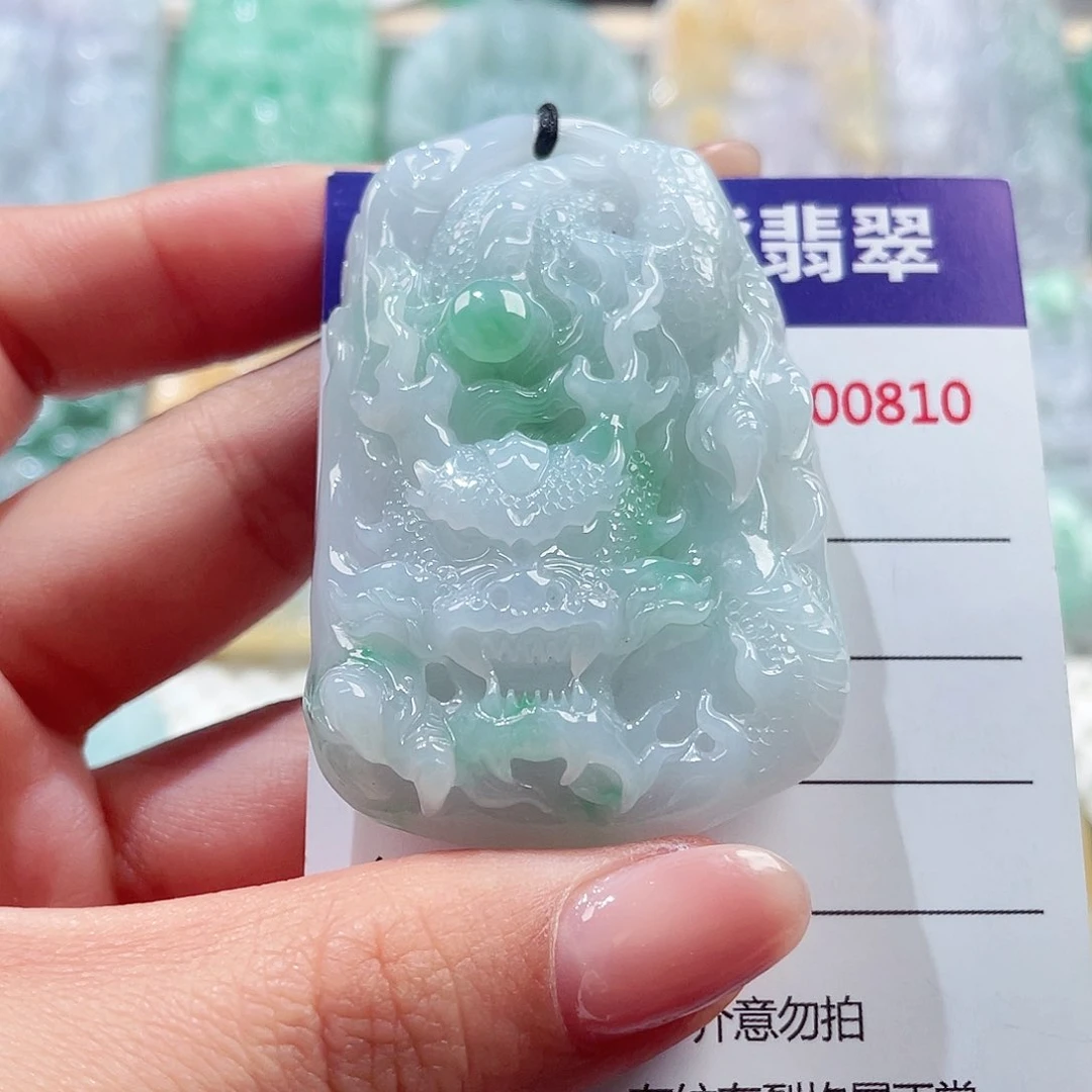 颈饰未镶嵌翡翠龙