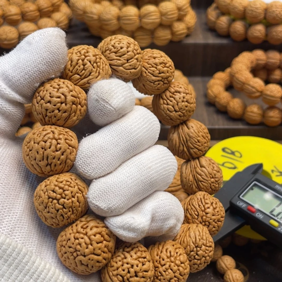 手串桃核小*龙鳞凤尾