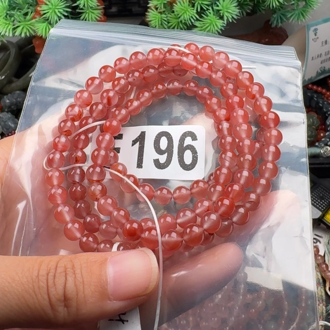 南红玛瑙未镶嵌珠宝奇石