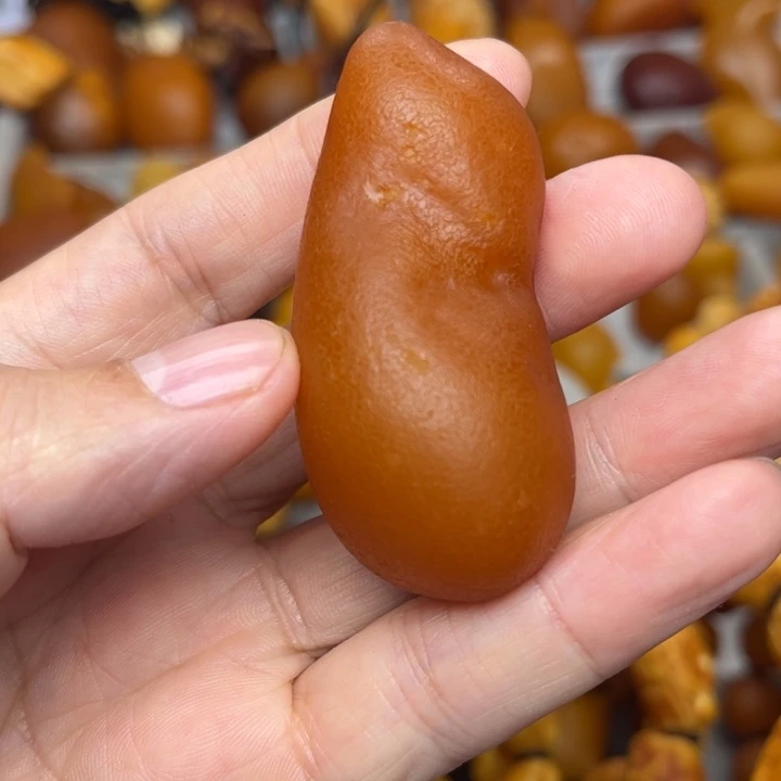 琥珀未镶嵌裸石天然蜜蜡吊坠