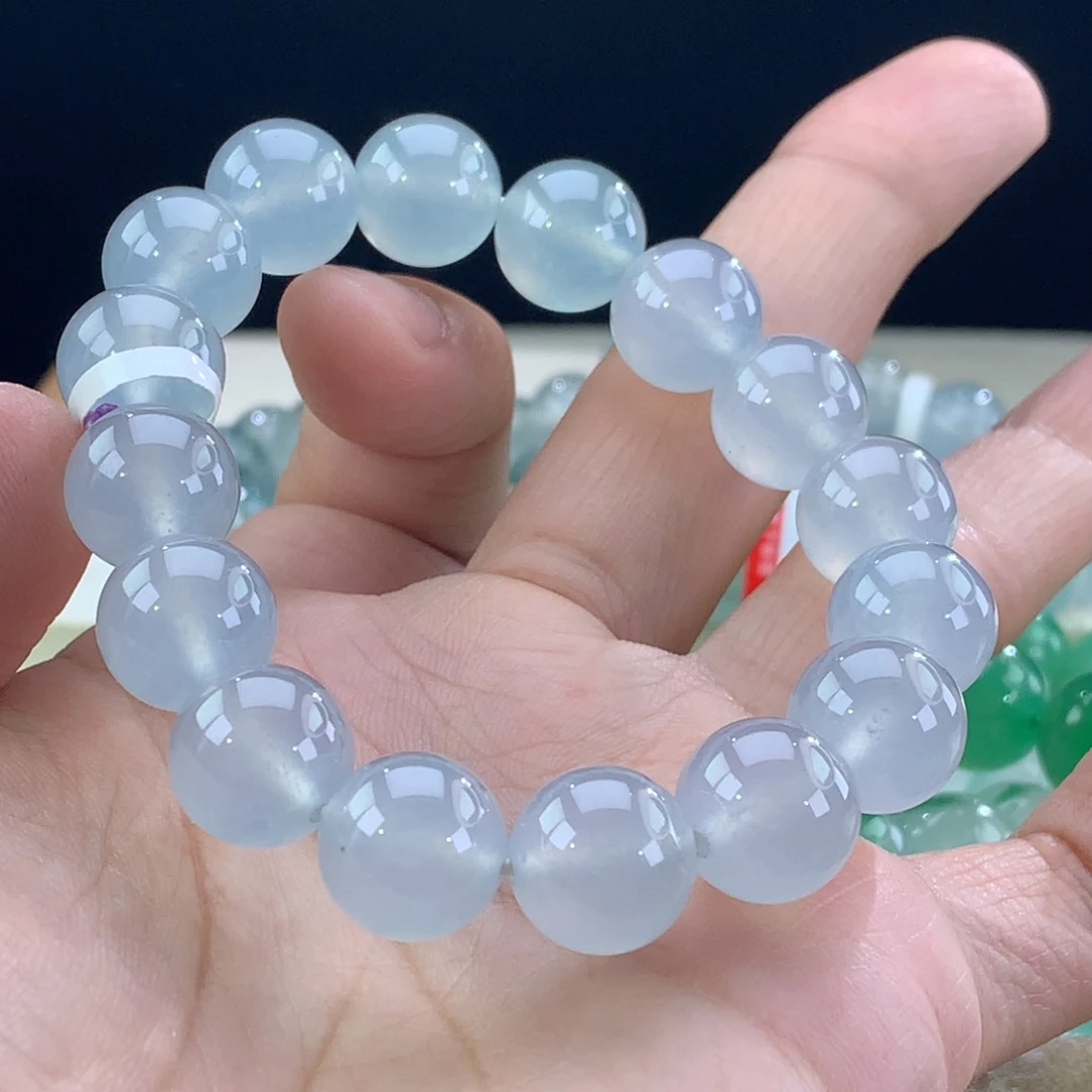 未镶嵌手链翡翠诚****利分单4.85万