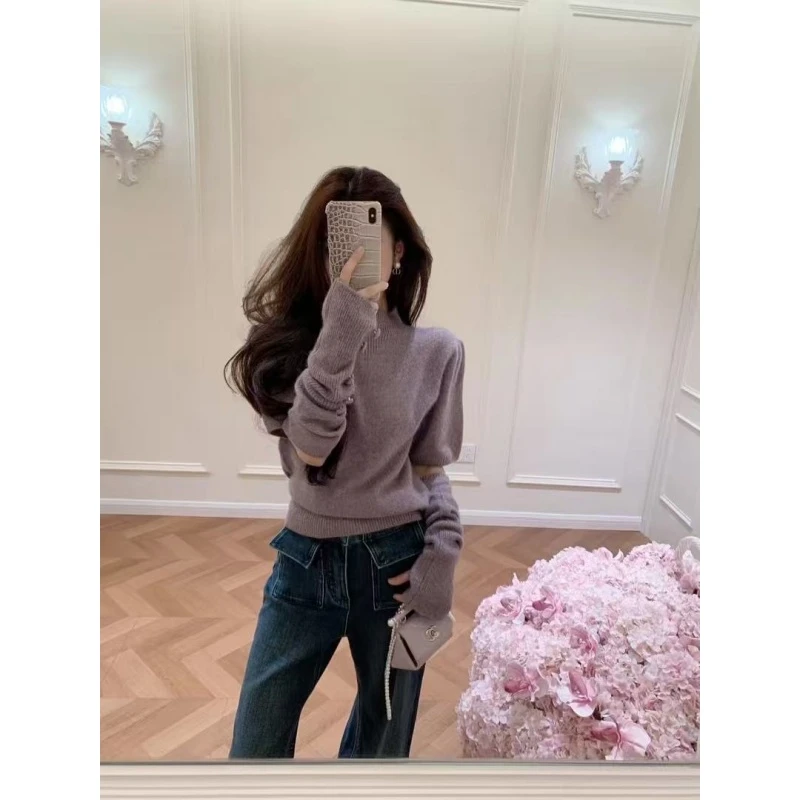 韩系慵懒风半高领带袖套紫色毛衣洋气独特上衣高腰微喇牛仔裤套装