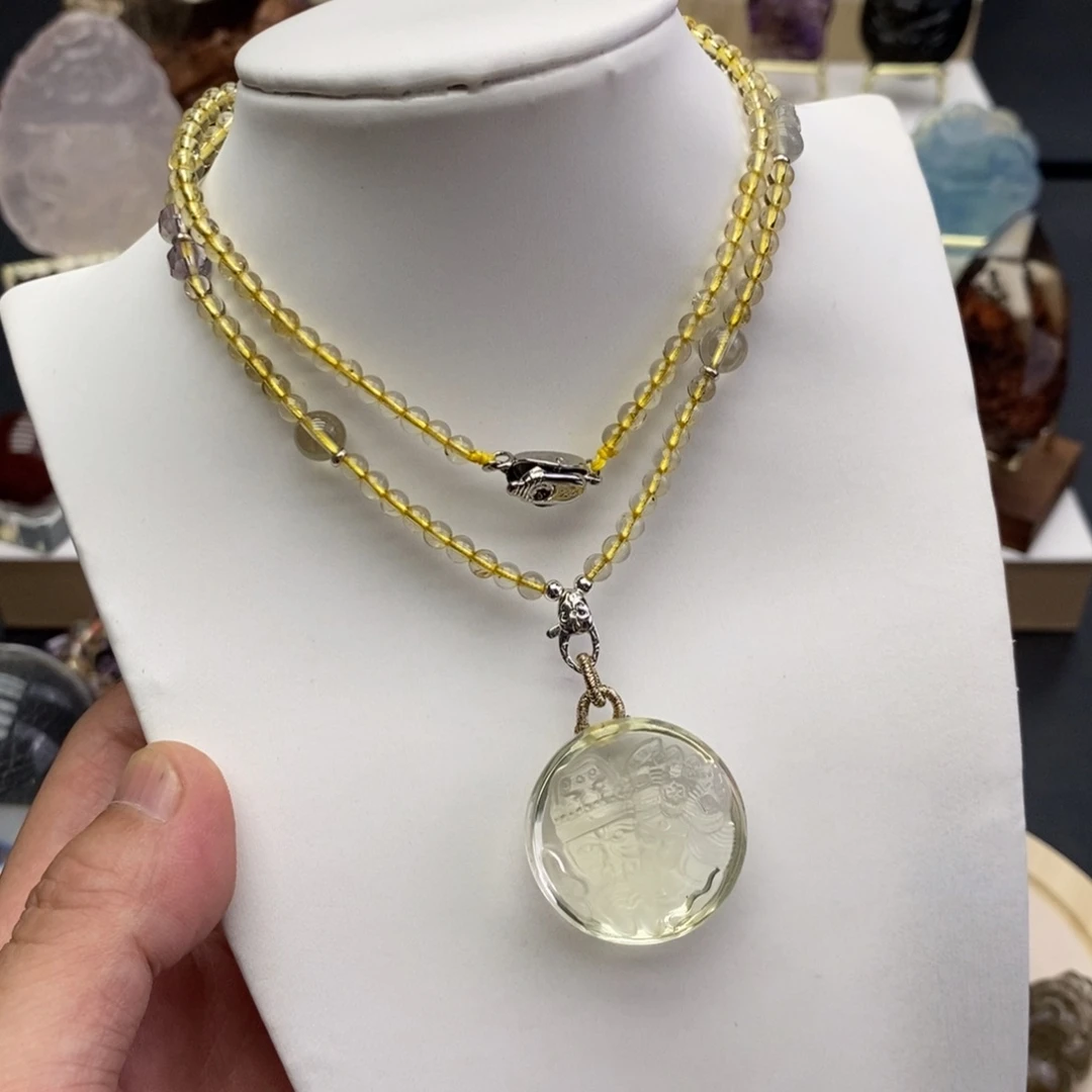 未镶嵌颈饰水晶吊坠