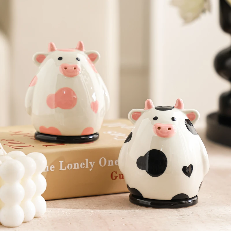 可爱奶牛陶瓷牙签盒家用可爱牙签筒创意牙线棉签盒收纳罐摆件