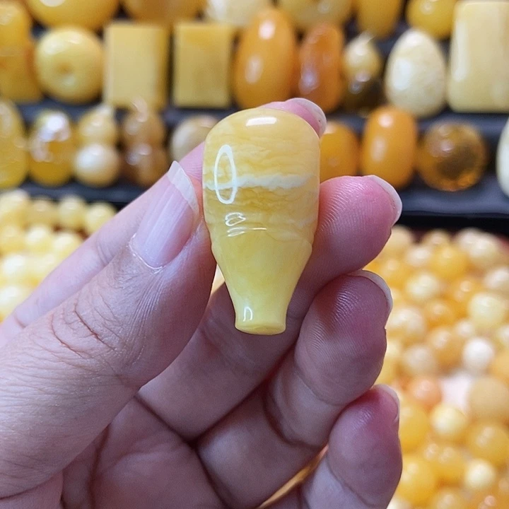 蜜蜡未镶嵌吊坠(不含链)