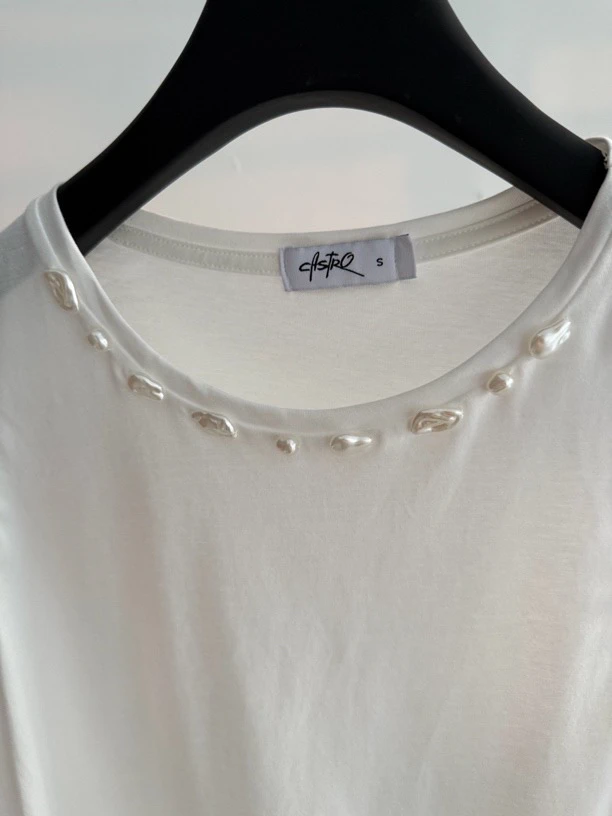 【Ann.G】N30304 圆领珍珠背心