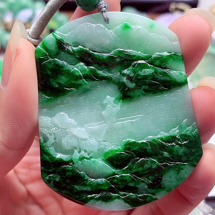 颈饰未镶嵌翡翠翡翠