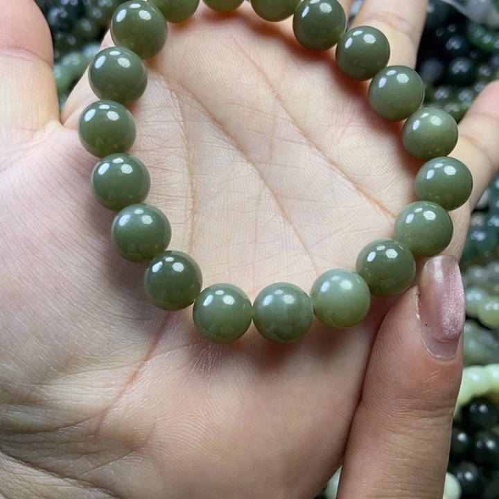 颈饰未镶嵌和田玉卡10