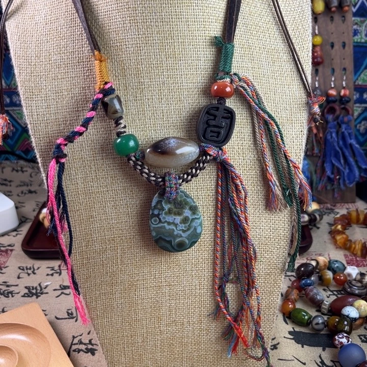 玛瑙/玉髓未镶嵌颈饰