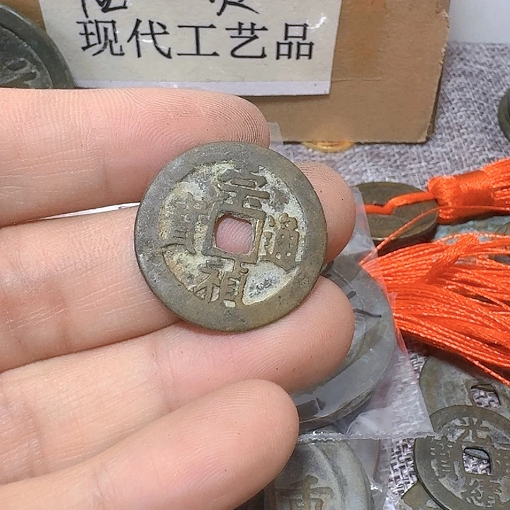铜高****董现代工艺品花钱