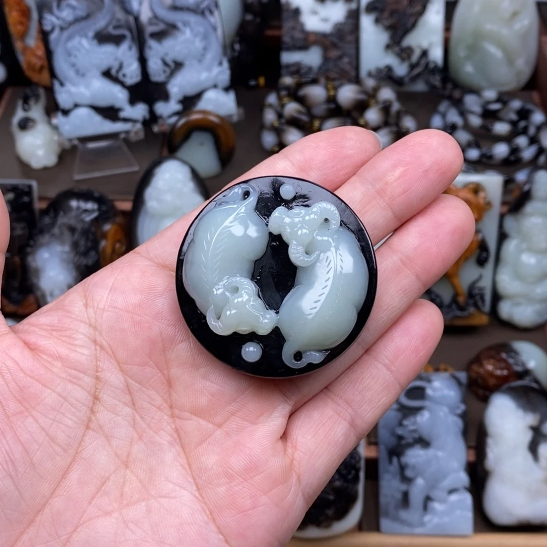 颈饰未镶嵌和田玉岐****！