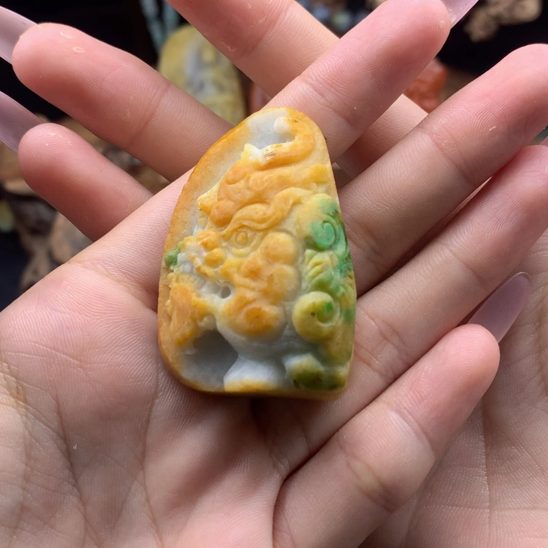 定制翡翠未镶嵌翡翠