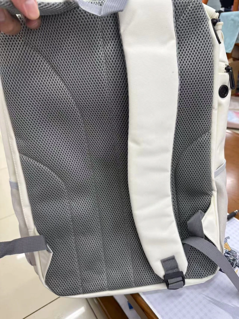 运动大容量双肩包羽毛球包111