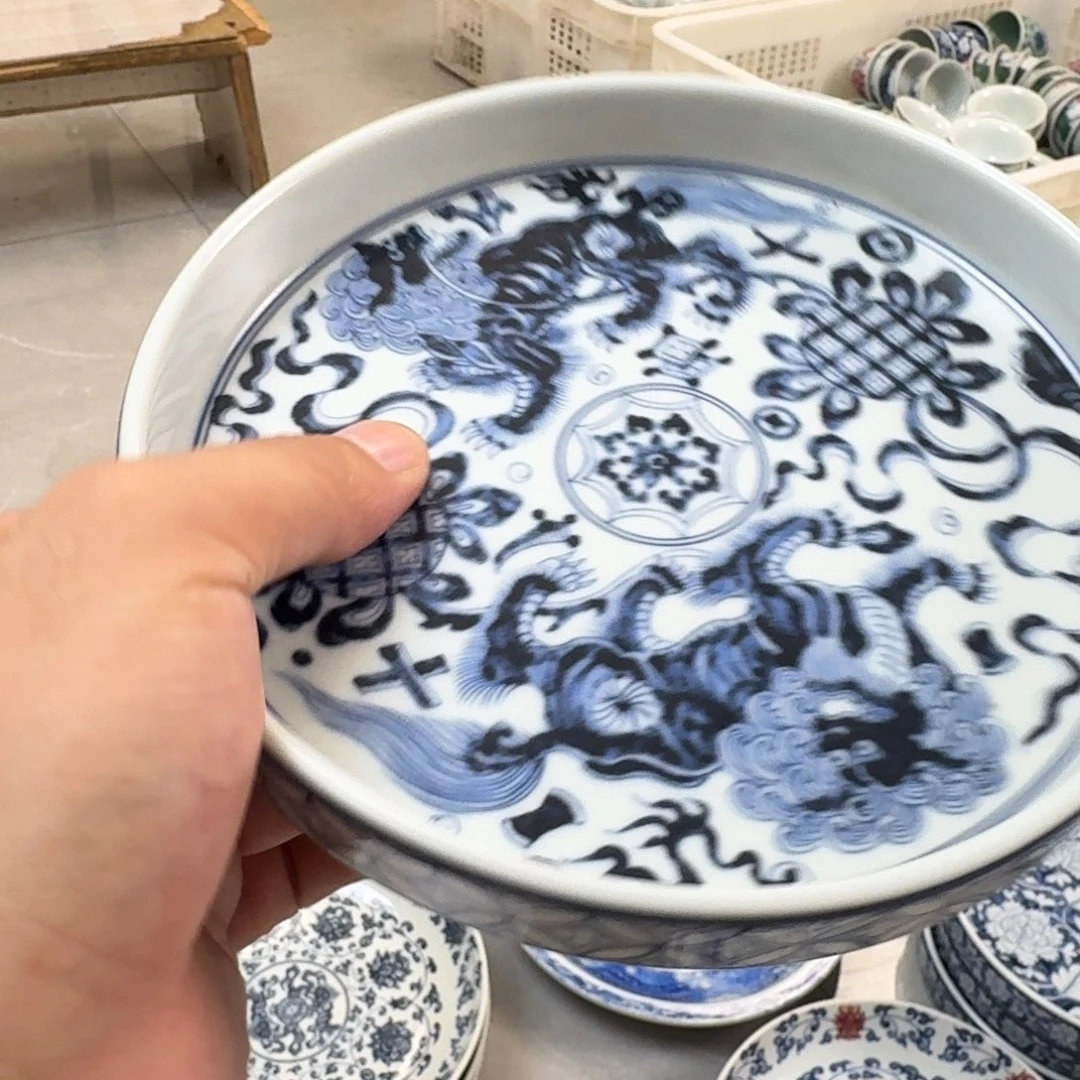 杯青花狮子大壶承