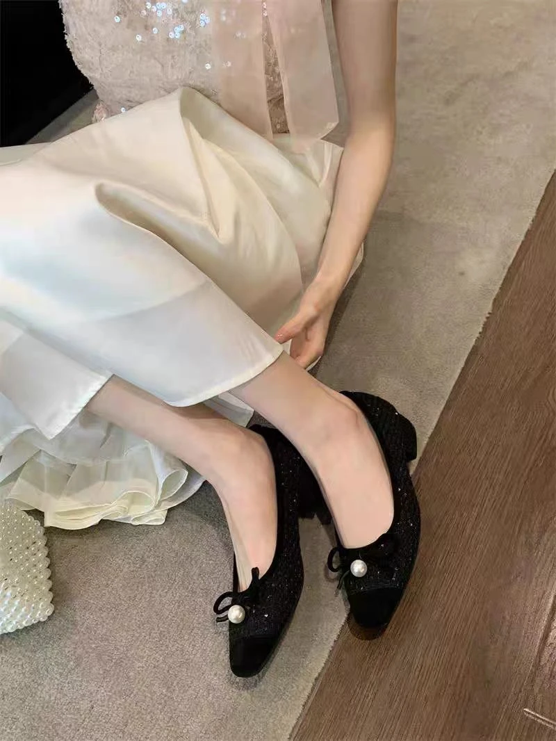 C6121 黑色  时尚舒适平底2025新款小香风浅口单鞋女