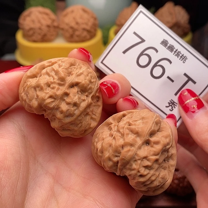 把件桃核三角蛙39……