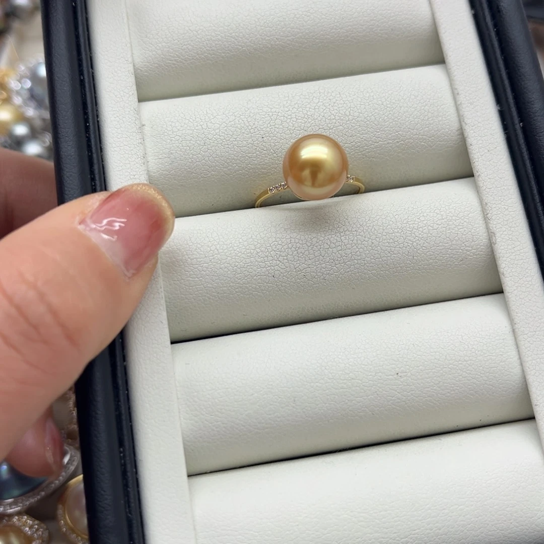 18K金镶嵌海水珍珠戒指