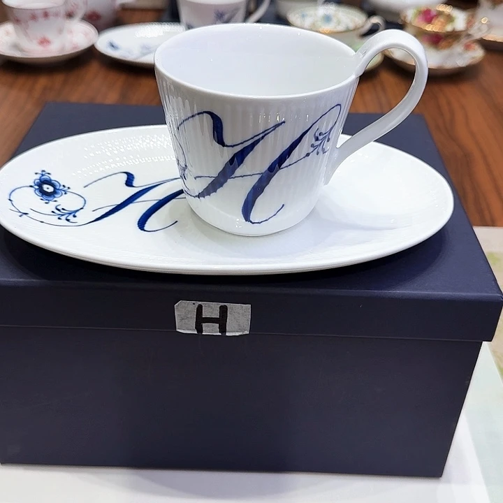 瓷片杯子杯子杯子水杯杯子水杯