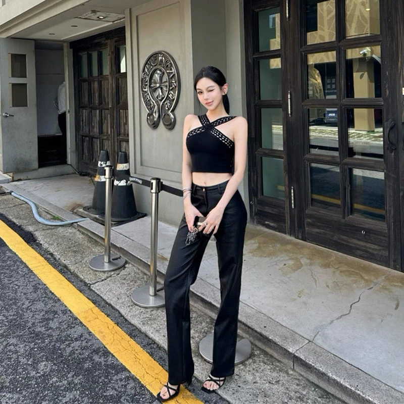2025夏季新款ins辣妹纯欲风镂空交叉背心上衣+高腰显瘦直筒裤皮裤