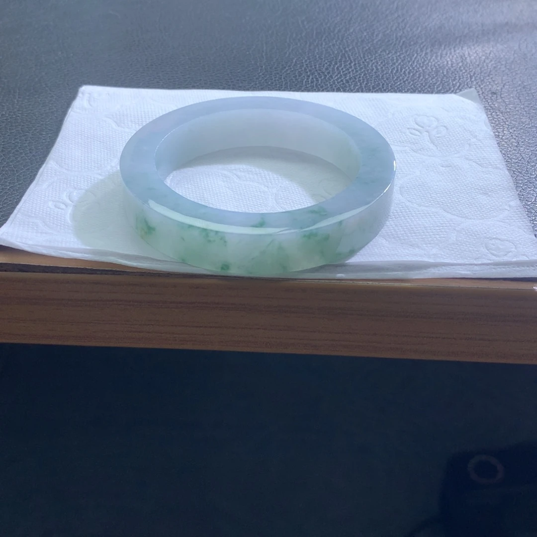 定制翡翠未镶嵌翡翠手镯冰飘花半山水