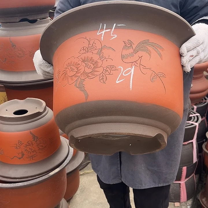 紫砂紫砂花盆和小