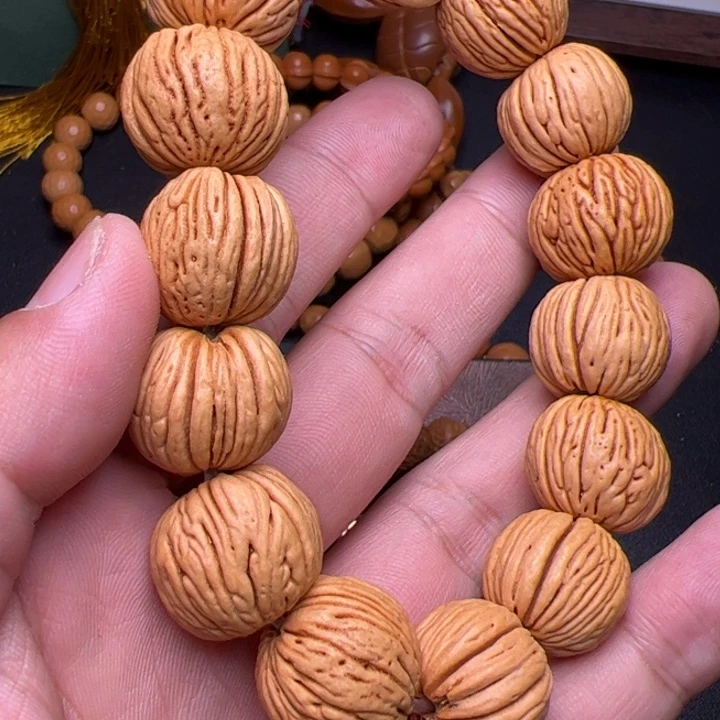 猴头核桃手串日*姐看看咯