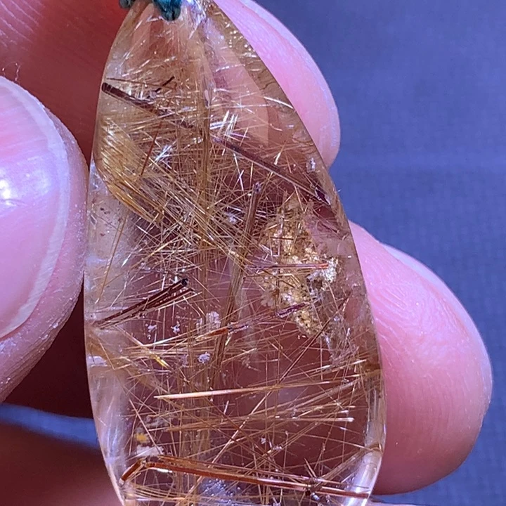 水晶吊坠(不含链)未镶嵌顶****?