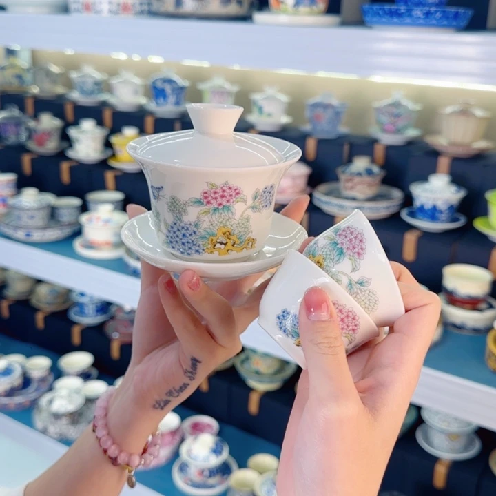 当代艺术家辞典丛书