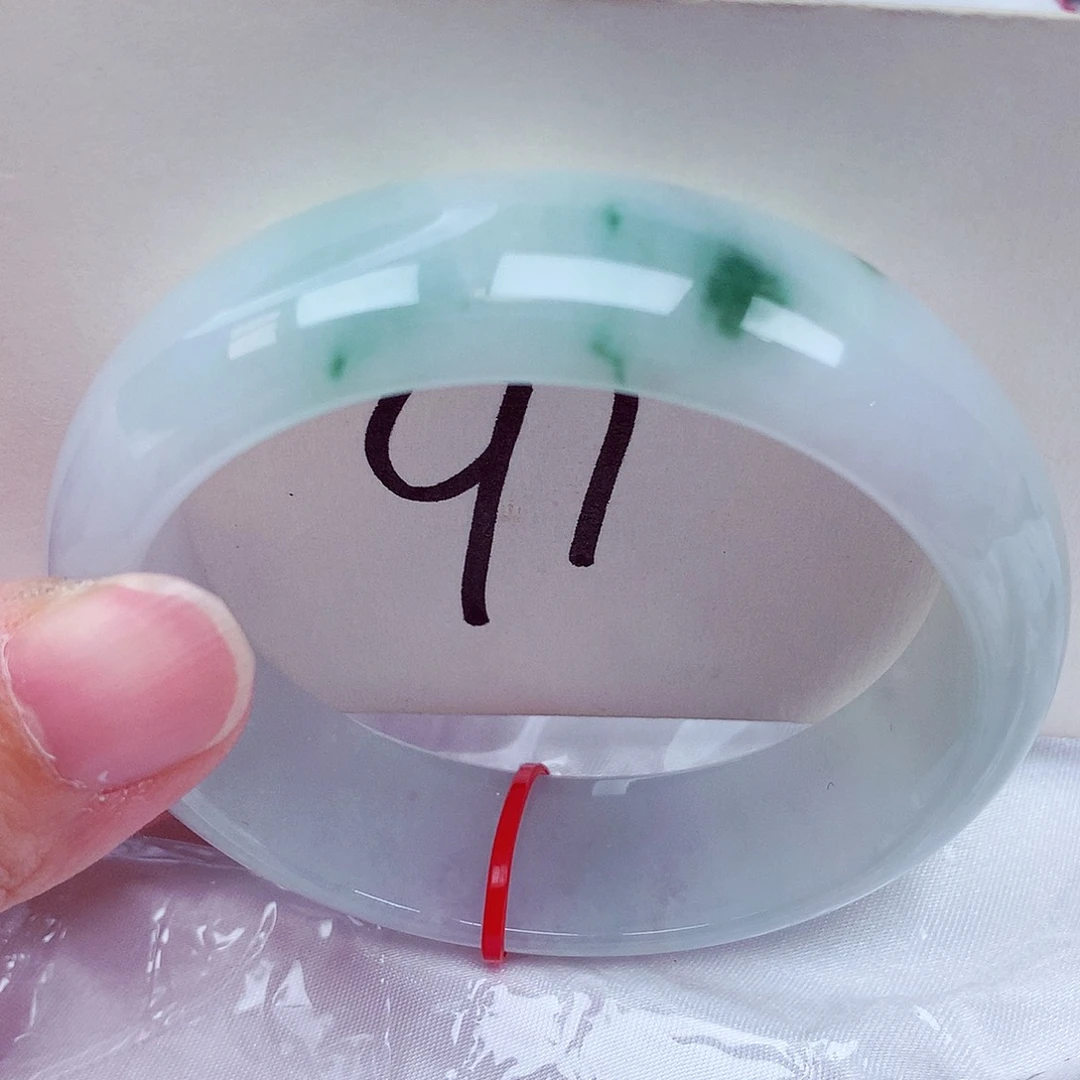 翡翠未镶嵌手镯翡翠