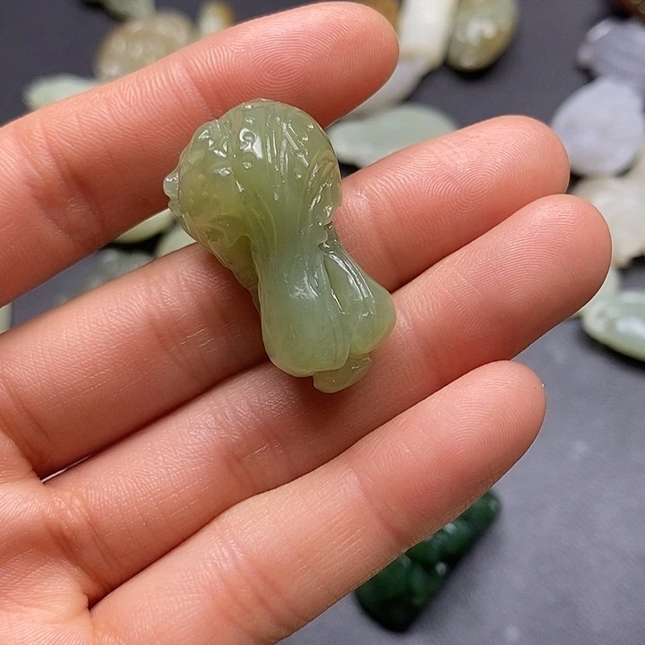 颈饰未镶嵌和田玉“****