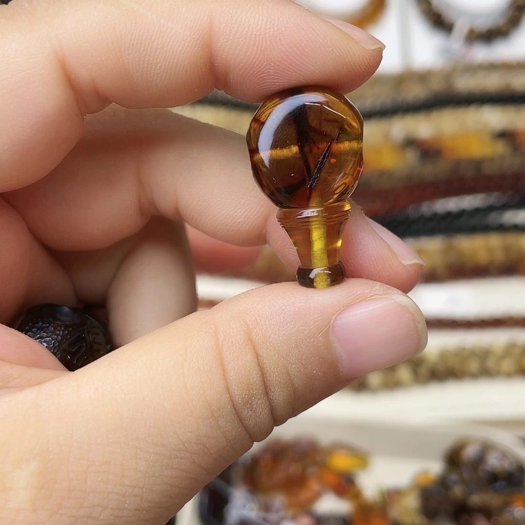 真***4裸石琥珀未镶嵌大