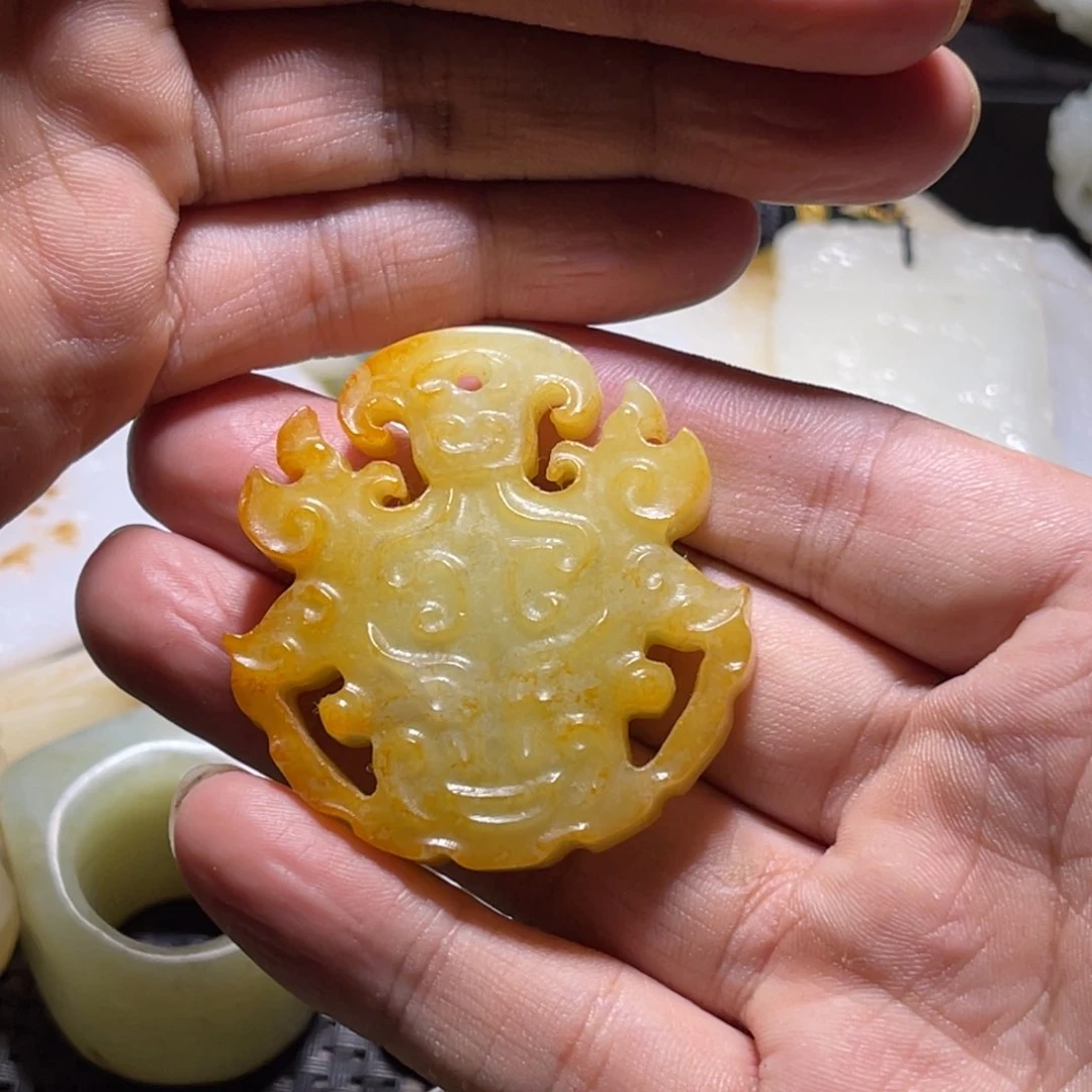 未镶嵌和田玉（糖玉）挂件喵***声