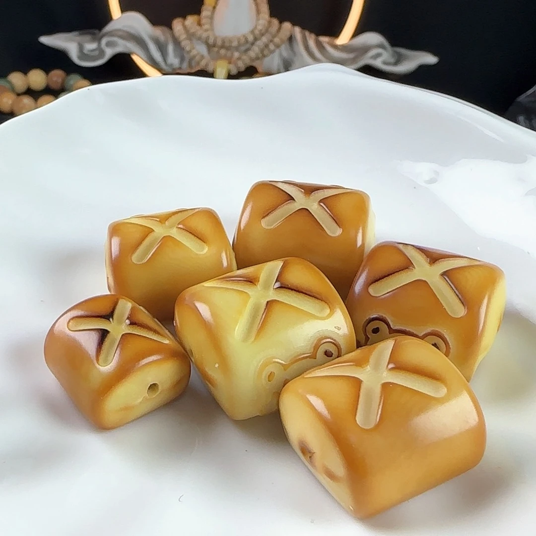 菩提根/象牙果手串小瑕棉花糖3颗孔道有裂