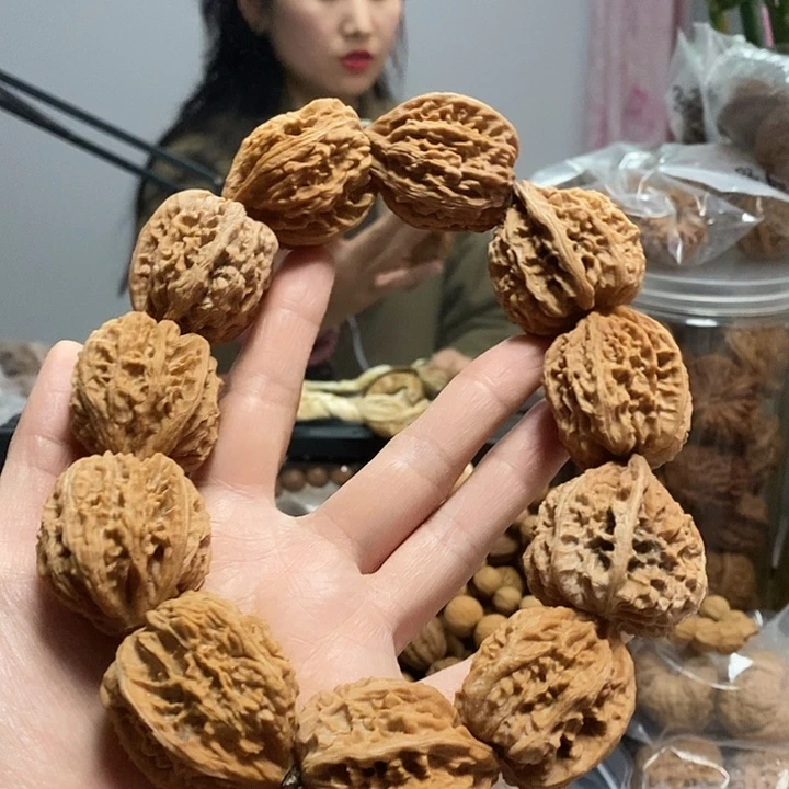 把件文玩核桃38文山手持