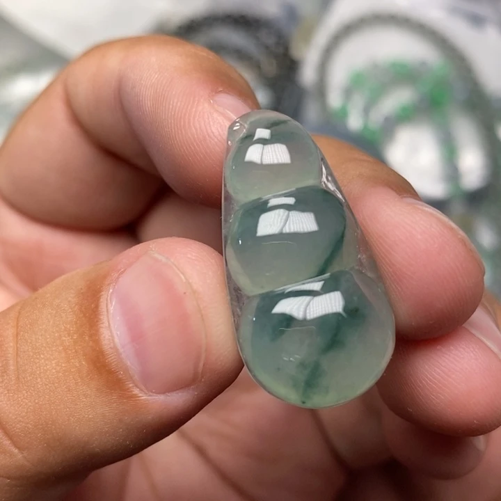 定制翡翠未镶嵌毛货需要抛光请慎拍