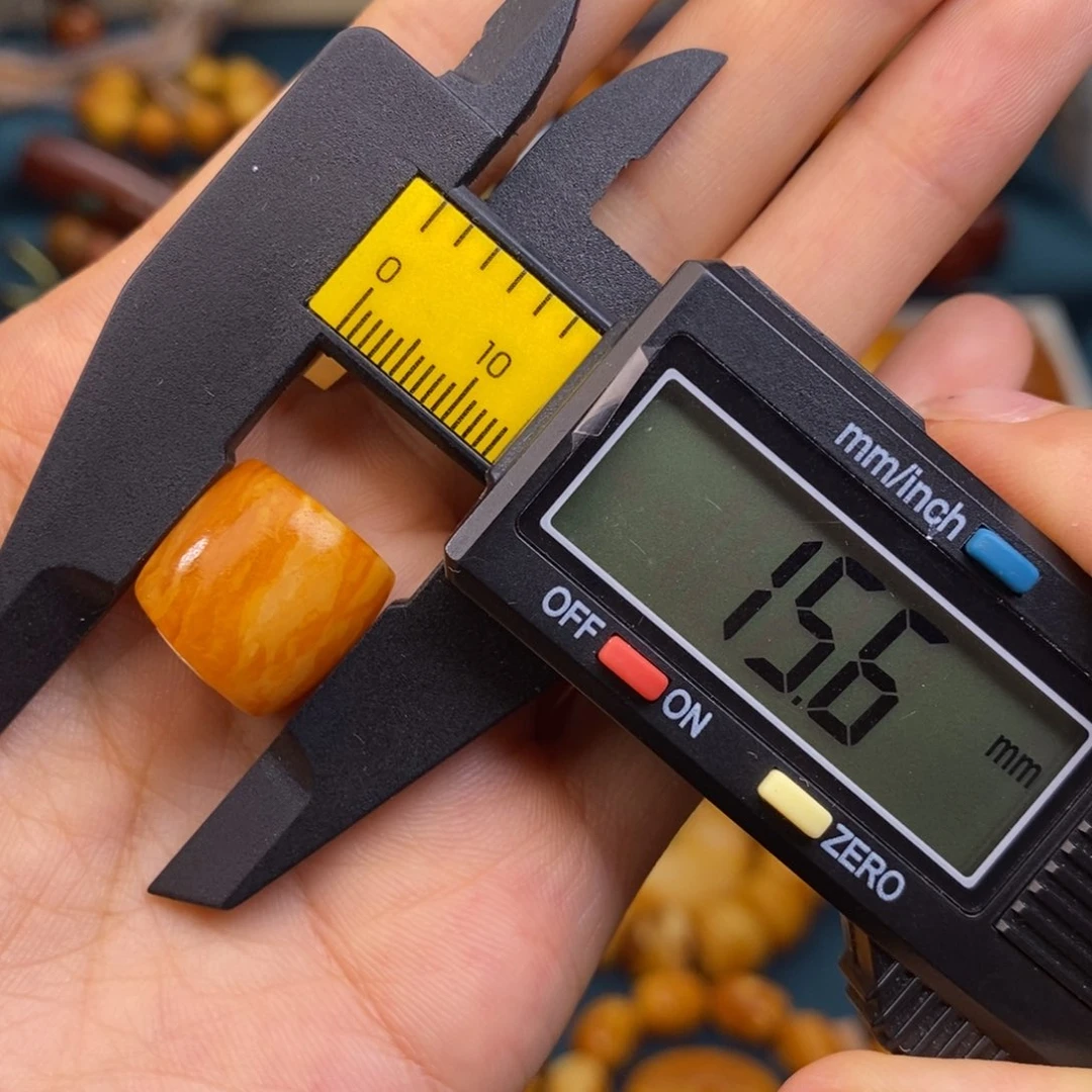 未镶嵌琥珀裸石蜜蜡M