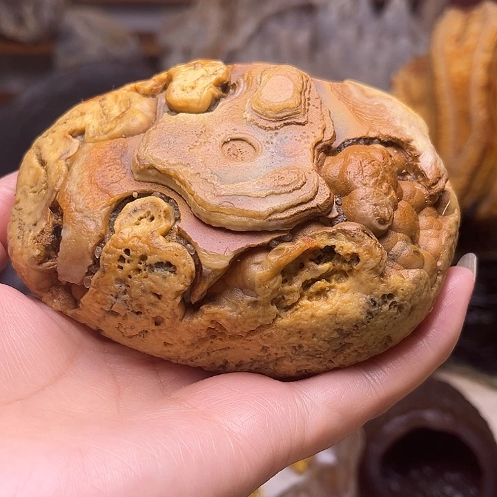 石头马达加斯加缠丝玛瑙