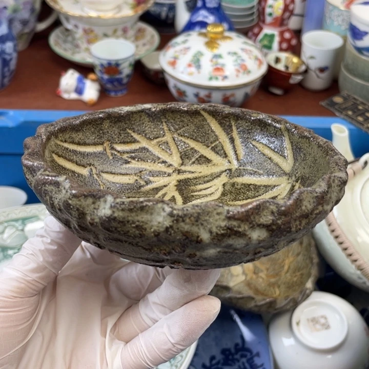 他家瓷器真美…开播了