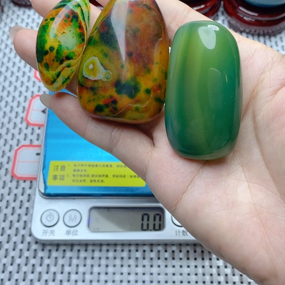 玛瑙/玉髓颈饰未镶嵌波*提