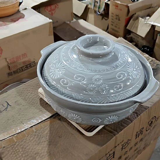 绿泥盘子碗茶壶啥都有