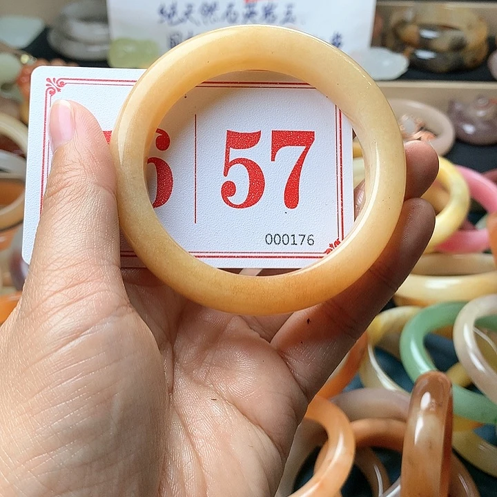 石英质玉（黄龙玉）未镶嵌手镯