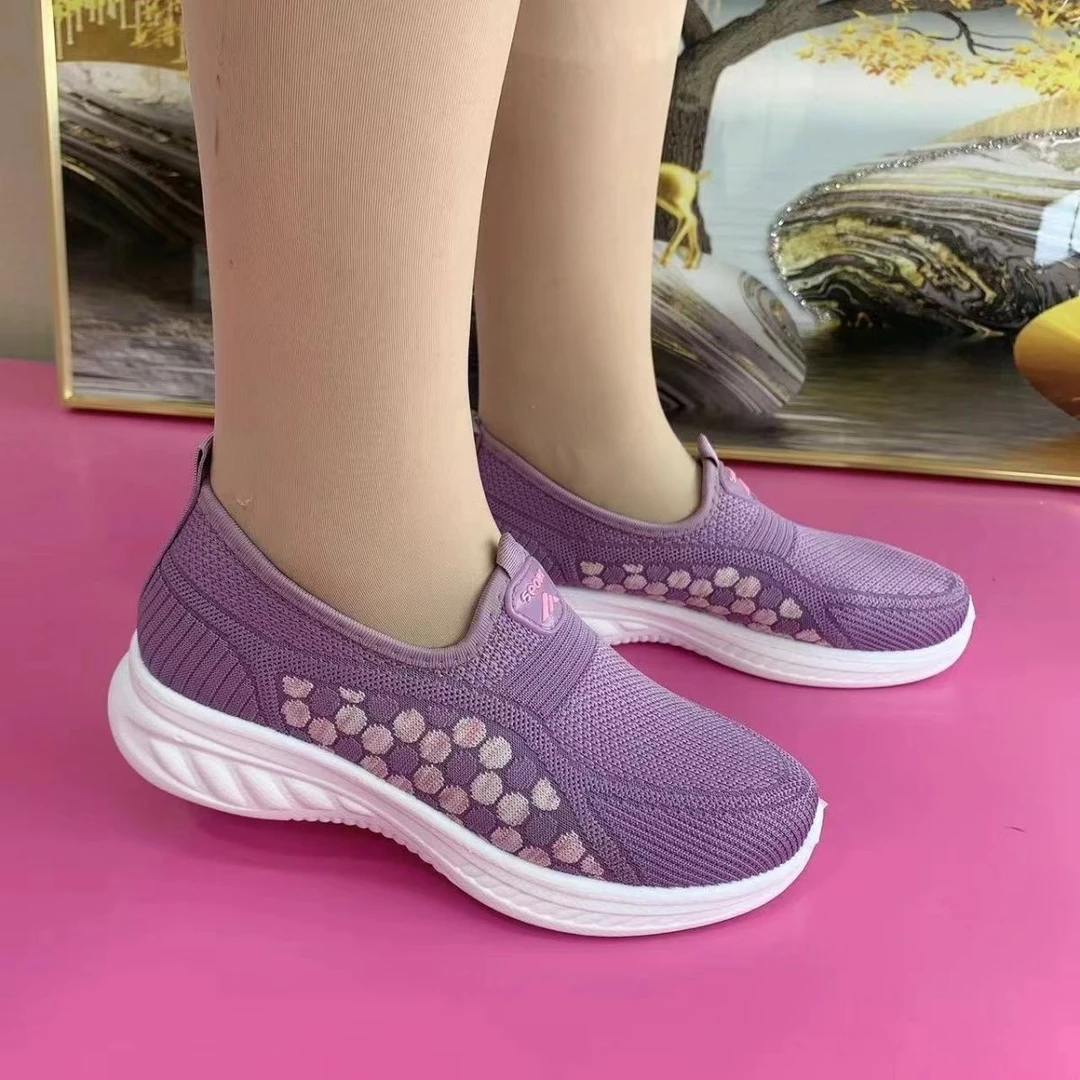 女布鞋时尚老年休闲轻便中老年老北京镂空透气女鞋女鞋