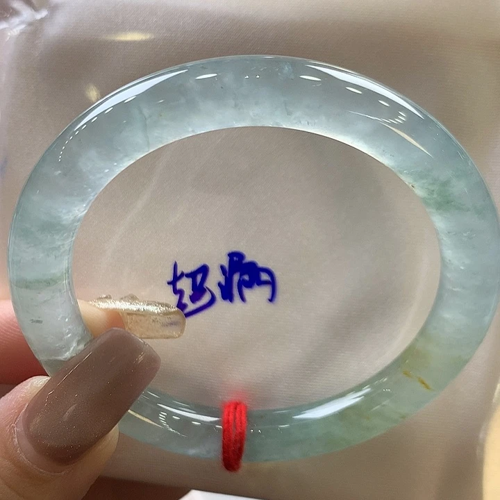 翡翠未镶嵌手镯50.8圆条