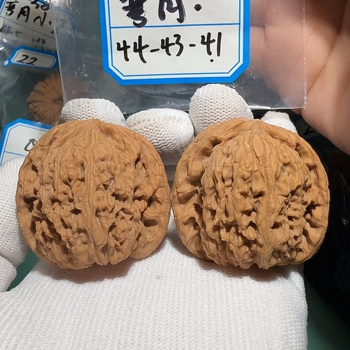 文玩核桃吊坠南疆26