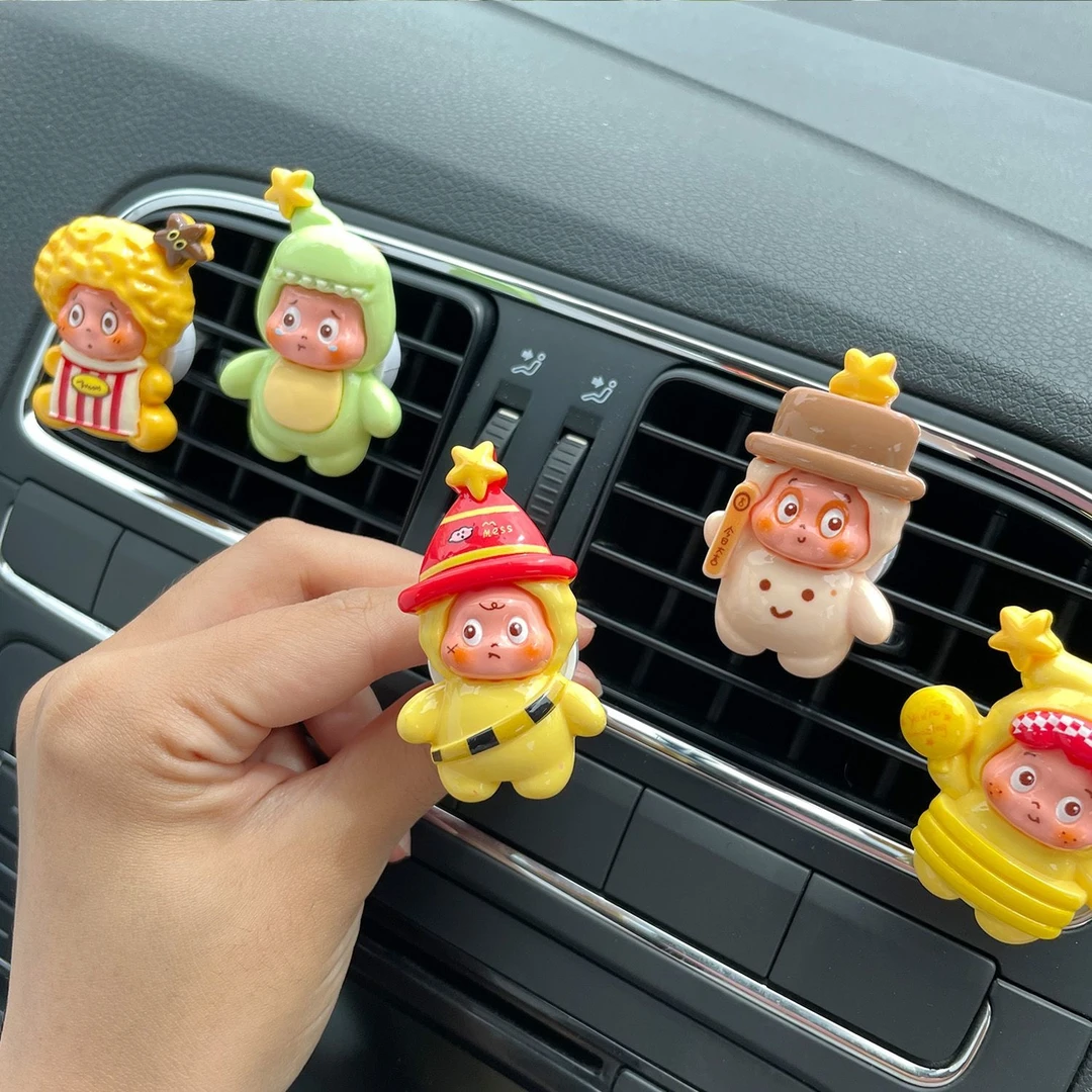 卡通星星人可爱汽车空调出风口装饰品香薰车载内饰品摆件持久淡香