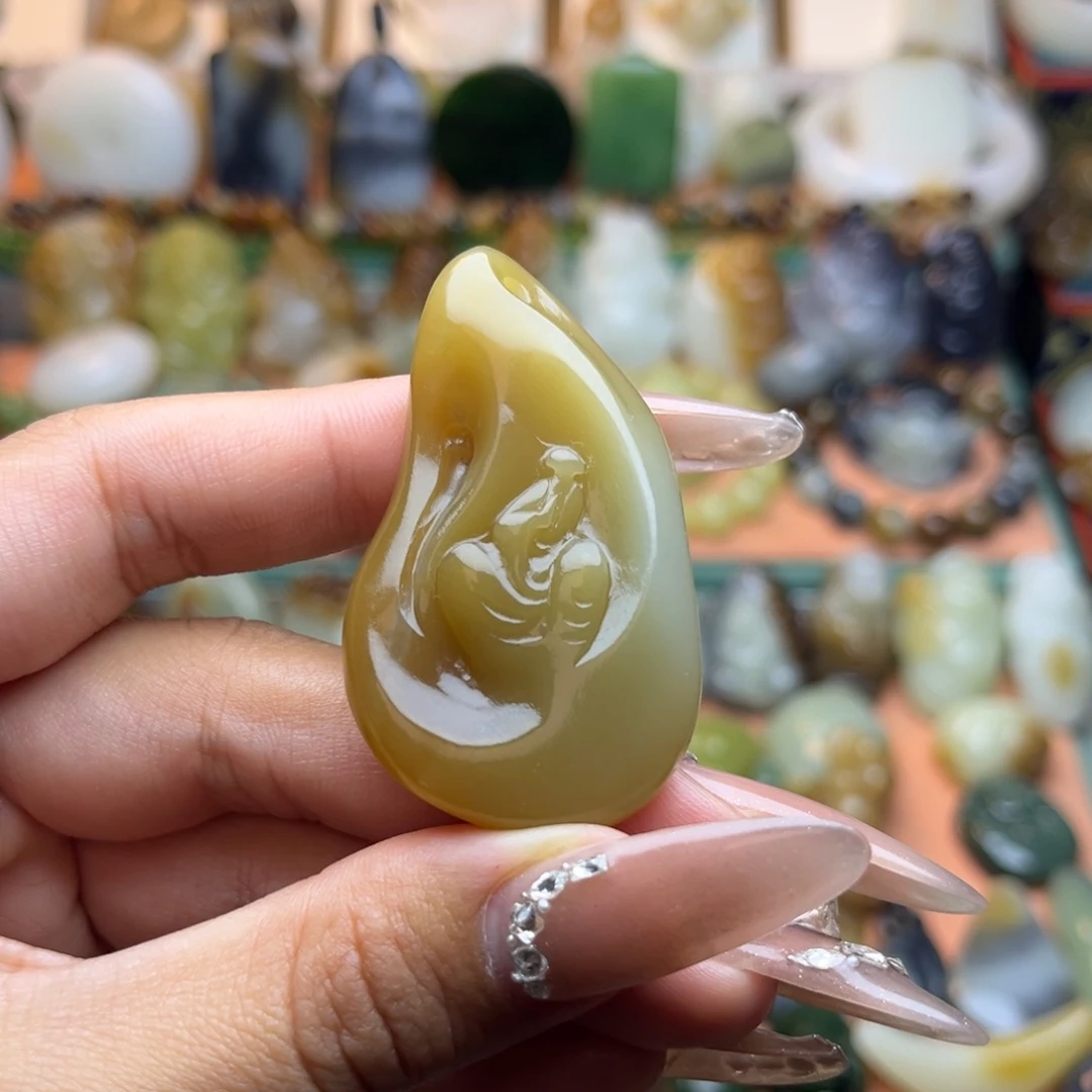 颈饰未镶嵌和田玉?*7